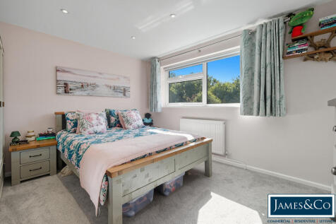 42woodviewroadc