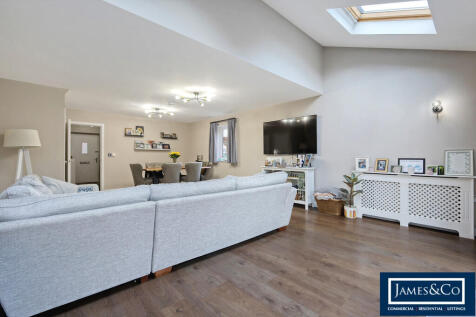 45russelfranciswa...