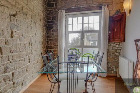 Lounge/Dining/Kitchen