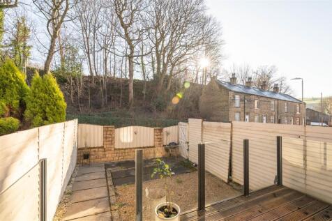 11 - 3 Rosevale View HX6 2DW.jpg
