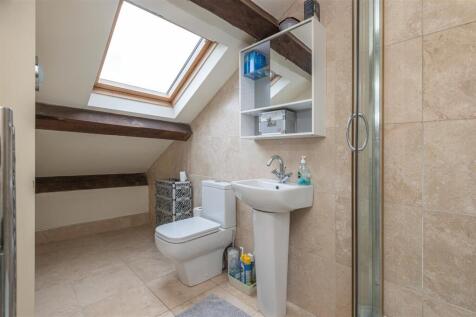 26 - 181 Stainland Road HX4 9AJ.jpg