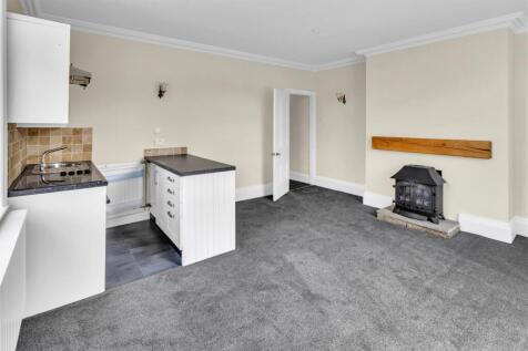 Lounge/Kitchen