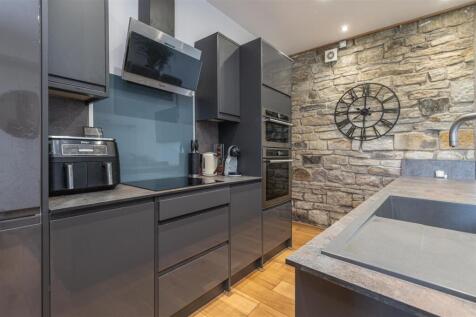 Lounge/Kitchen