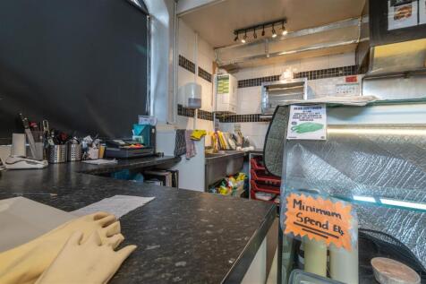27 - 64 Huddersfield Road HX5 9AA.jpg