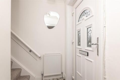 20 - 6 Lindwell Grove HX4 8AT.jpg