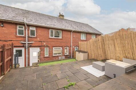 12 - 6 Lindwell Grove HX4 8AT.jpg