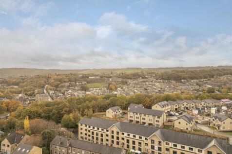 40 - 6 Lindwell Grove HX4 8AT.jpg