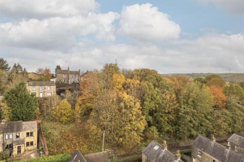 42 - 6 Lindwell Grove HX4 8AT.jpg