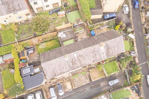 45 - 6 Lindwell Grove HX4 8AT.jpg