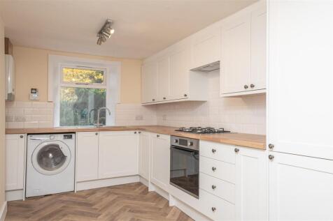 21 - 35 Hall Bower HD4 6RR.jpg