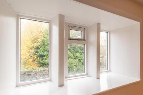 34 - 35 Hall Bower HD4 6RR.jpg