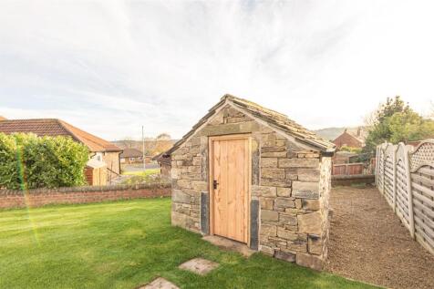 10 - 99B Knowl Road WF14 9RQ.jpg