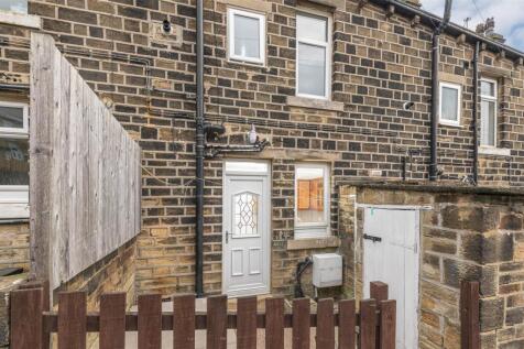 15 - 10 John Street HX4 8AR.jpg