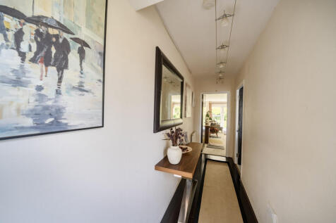 1360132-3-68dd547...