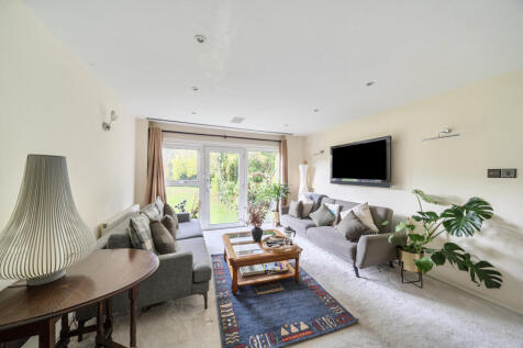 1360132-6-68dd559...