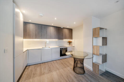 1363572-12-68e3a8...