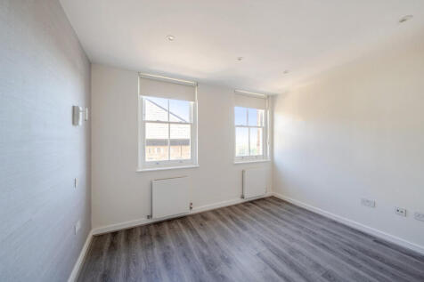 1363572-6-68e3a65...