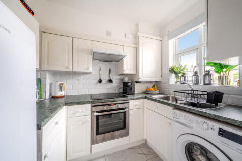 1384301-12-692432...