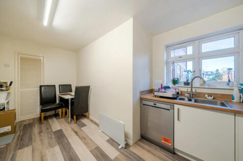 1376959-17-69203e...