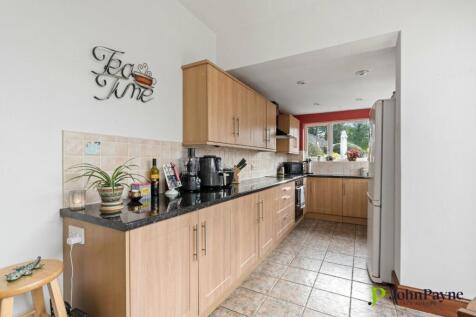 Fitted Kitchen
