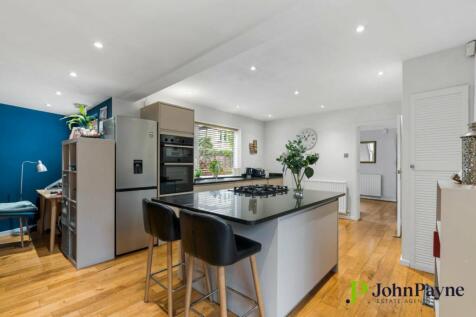Fitted Kitchen