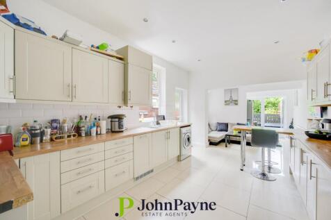 Fitted Kitchen