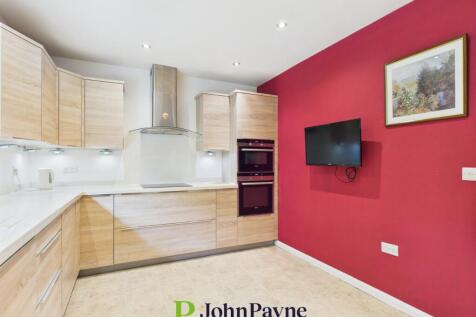 Fitted Kitchen