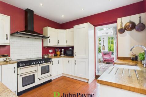 Fitted Kitchen