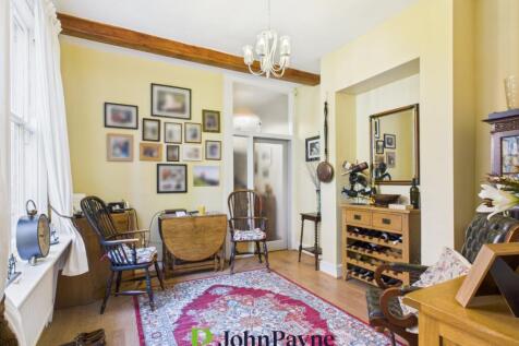 Breakfast Room