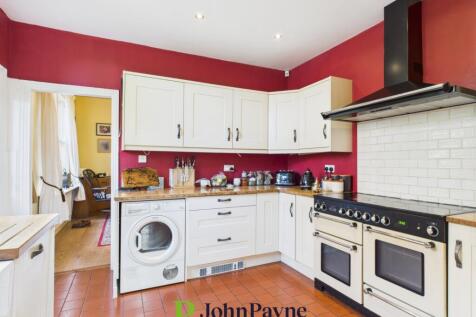 Fitted Kitchen