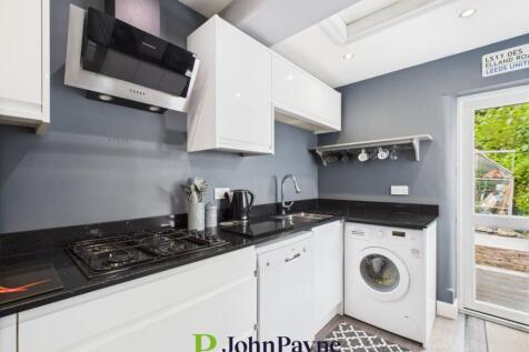Fitted Kitchen