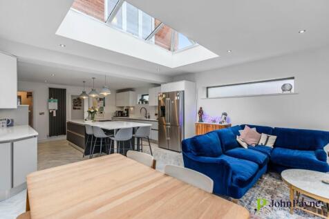 Kitchen/Family Area