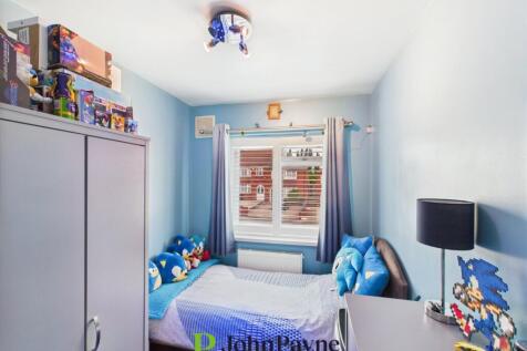 Bedroom 3 (Front)