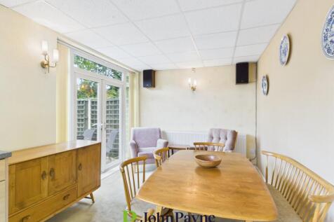 Breakfast Room
