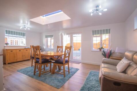 FamilyRoom