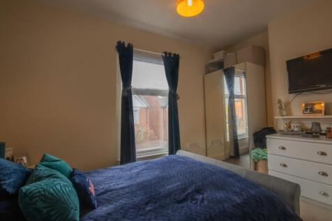 Bedroom1_