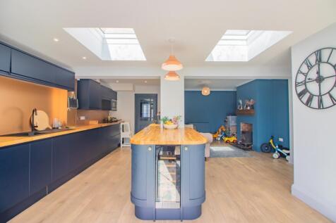 KitchenDiner2