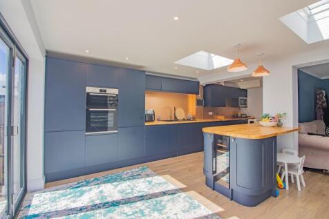 KitchenDiner1