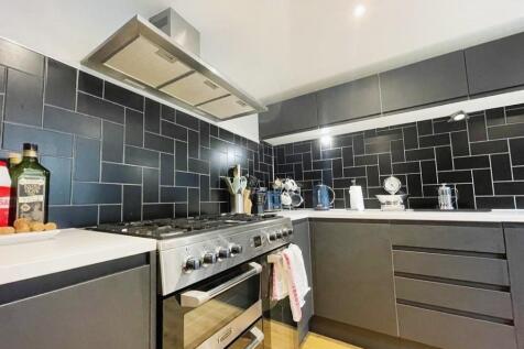 kitchen 202.jpg