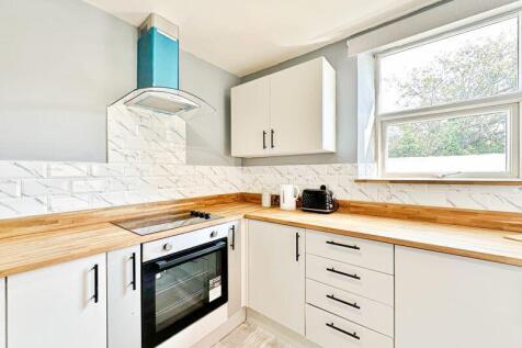 KITCHEN.jpeg