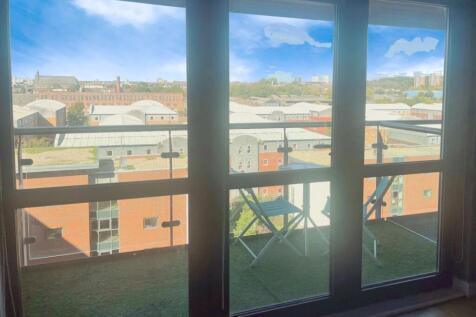 4c9094a7-new 20balcony.jpg