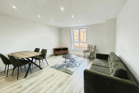 9842c3d2-WhatsApp 20Image 202025-11-06 20at 2013.4