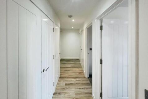 5a6ddbfb-WhatsApp 20Image 202025-11-06 20at 2013.4