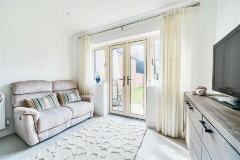 13 Fern Road, Lutterworth