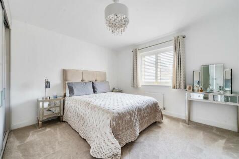 13 Fern Road, Lutterworth