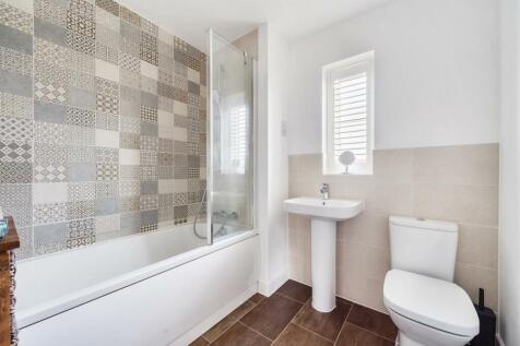 13 Fern Road, Lutterworth