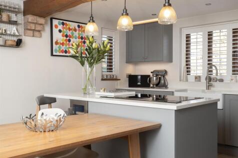 Redfern Cottage, 74 Station Road, Broughton Astley