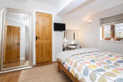 Redfern Cottage, 74 Station Road, Broughton Astley