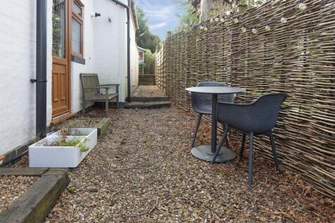 Redfern Cottage, 74 Station Road, Broughton Astley