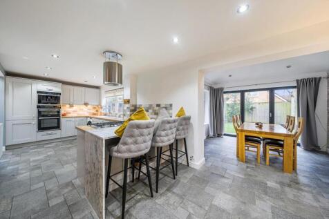 9 Azalea Close, Lutterworth